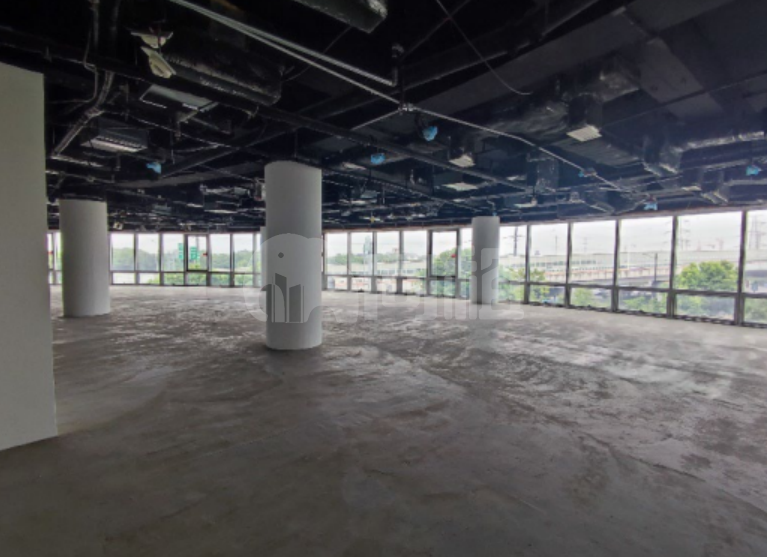 上海德国中心写字楼 431m²办公室出租 6.2元/m²/天 简单装修