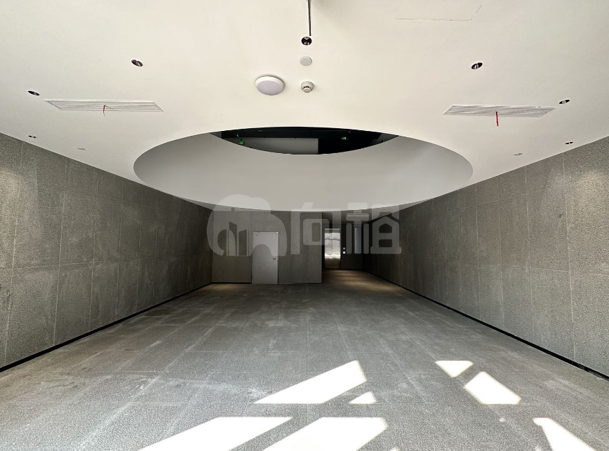 品域生佳写字楼 450m²办公室出租 5.6元/m²/天 简单装修