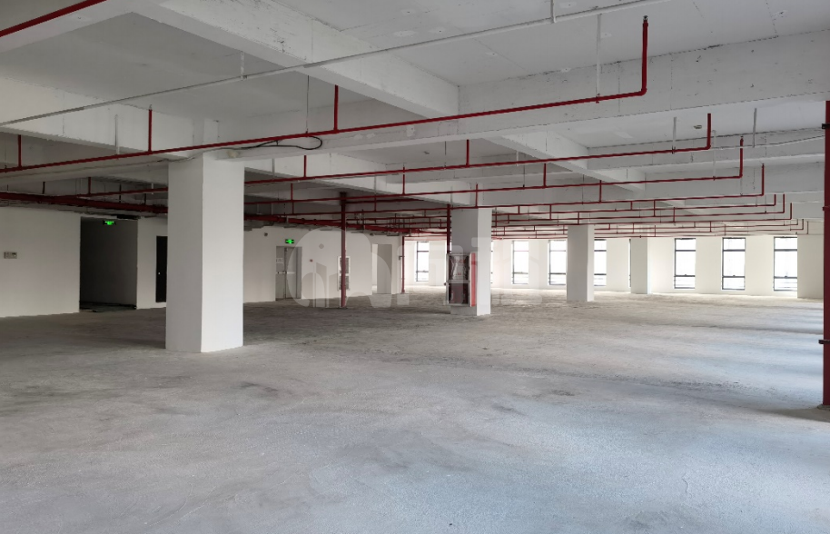 亚芯科技园写字楼 1593m²办公室出租 6元/m²/天 简单装修