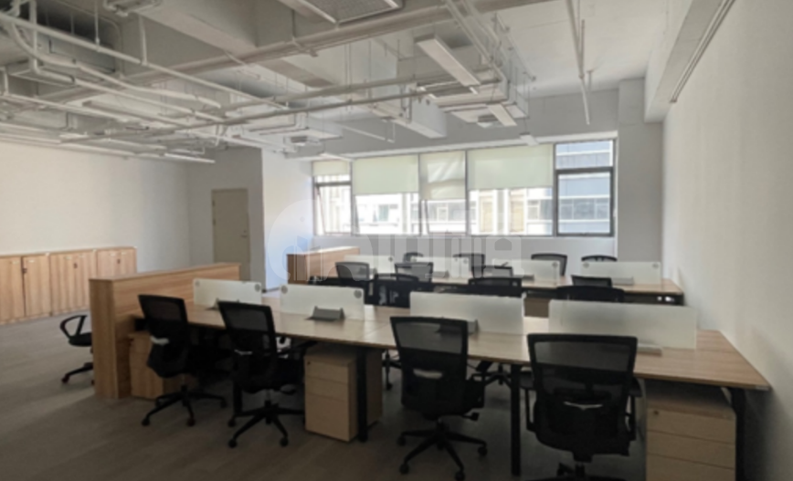 新微创源国际创新港写字楼 86m²办公室出租 2.5元/m²/天 精品装修