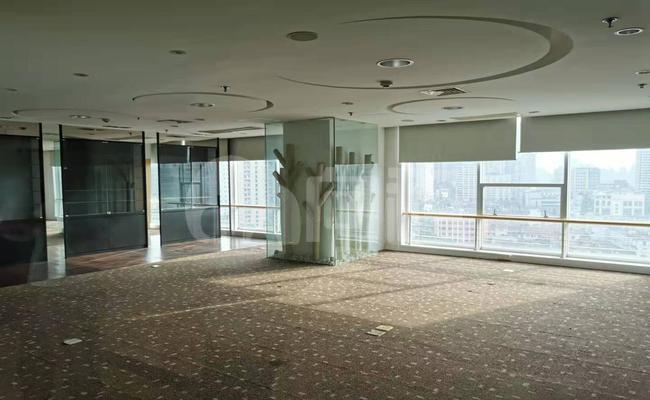 新上海城市广场 99m²办公室 3.8元/m²/天 中等装修