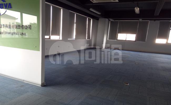 上海麦腾创业天地 114m²办公室 2.7元/m²/天 精品装修