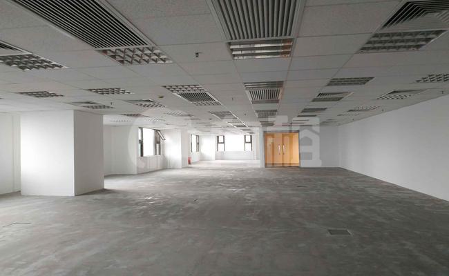梅龙镇广场写字楼 170m²办公室 8.1元/m²/天 中等装修
