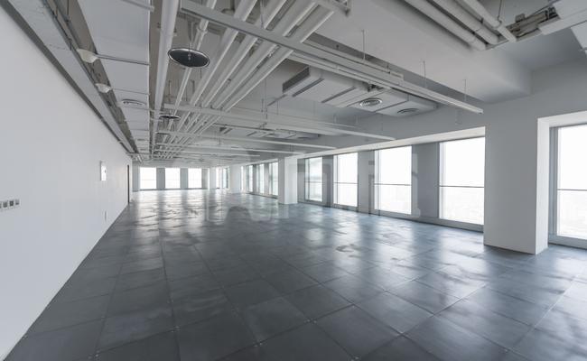 SOHO天山广场写字楼 484m²办公室 6.75元/m²/天 中等装修
