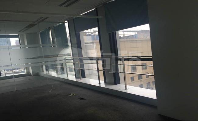 绿地能源大厦 193m²办公室 3.3元/m²/天 中等装修