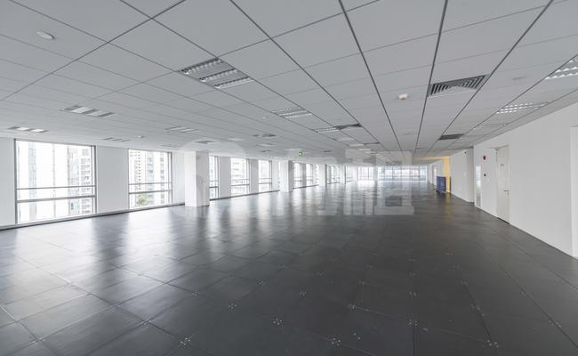 尚浦中心 2057m²办公室 4.7元/m²/天 简单装修