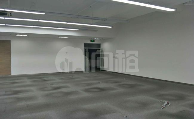 金嘉商务广场 130m²办公室 1.6元/m²/天 中等装修