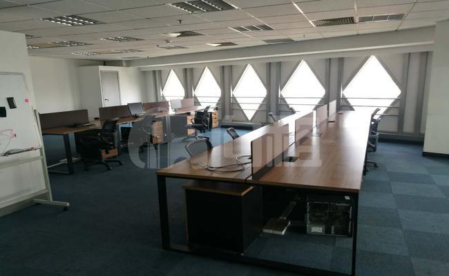 上海科技京城 194m²办公室 4.8元/m²/天 中等装修