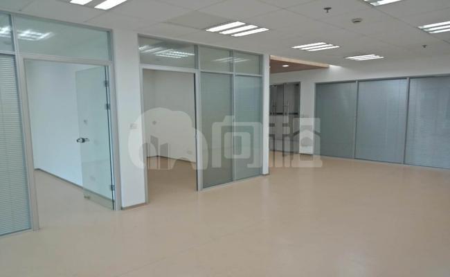 红石科技大楼 112m²办公室 2.5元/m²/天 中等装修