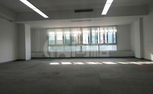 东华大学国家大学科技园 96m²办公室 4.5元/m²/天 精品装修