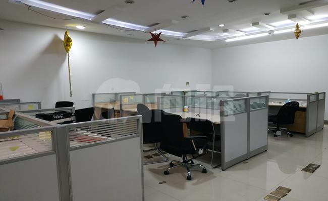 五角丰达广场 297m²办公室 3.2元/m²/天 简单装修