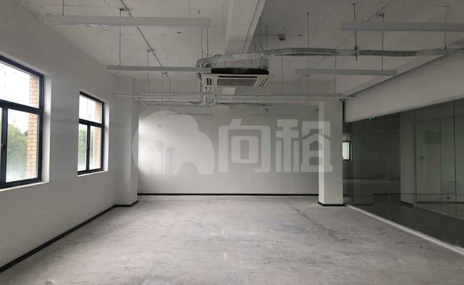 贝岭大厦 140m²办公室 4.8元/m²/天 简单装修