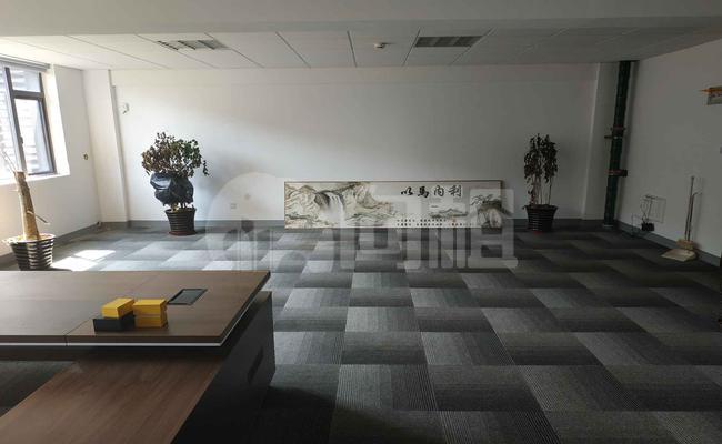 复旦软件园（吉林路分园） 78m²办公室 3.8元/m²/天 简单装修