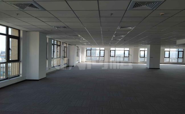 恒盛大厦 1075m²办公室 4.8元/m²/天 中等装修