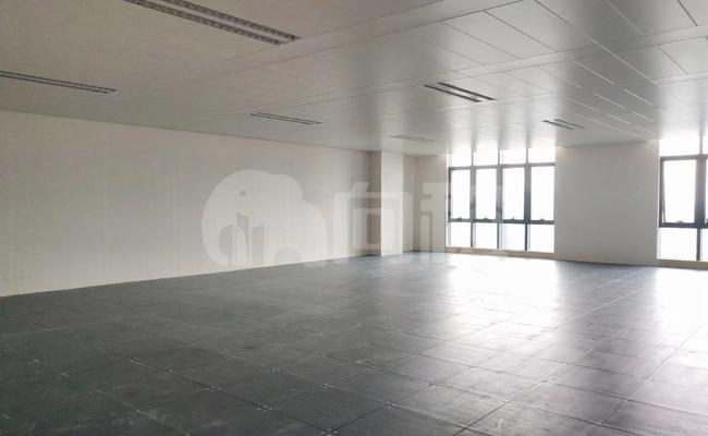 大华银行大厦写字楼 213m²办公室 8.1元/m²/天 简单装修