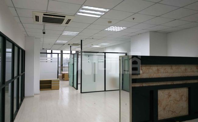 湘源大厦 102m²办公室 1.7元/m²/天 中等装修