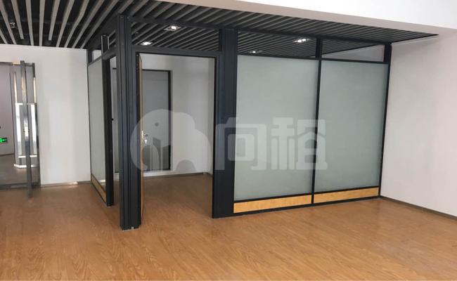 凤凰大厦 109m²办公室 3.2元/m²/天 中等装修