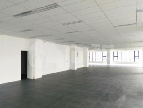 东方国信商务广场 680m²办公室 4.6元/m²/天 简单装修