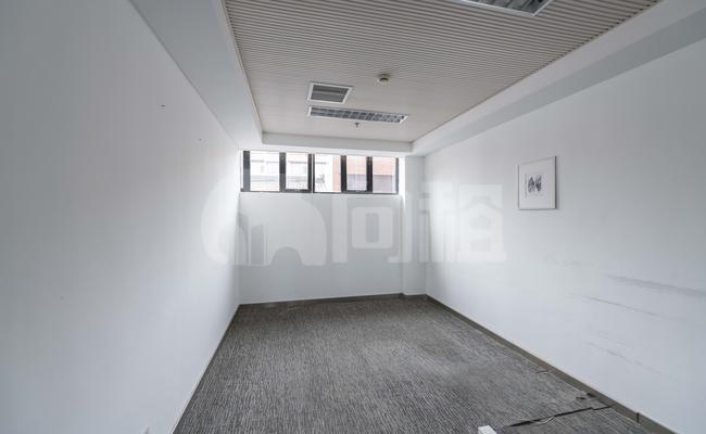 复地四季广场 358m²办公室 3.8元/m²/天 精品装修