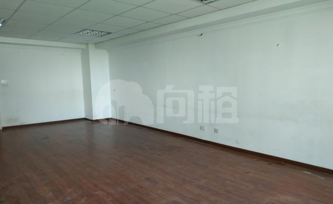 东杨房产大楼 40m²办公室 3元/m²/天 精品装修