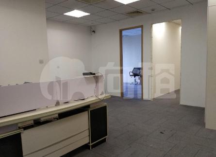 万荣路文化园 125m²办公室 2.6元/m²/天 简单装修