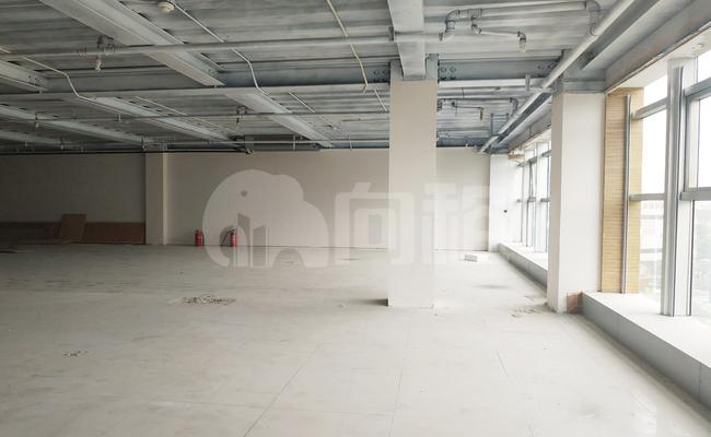 双季商务中心 350m²办公室 3.6元/m²/天 简单装修