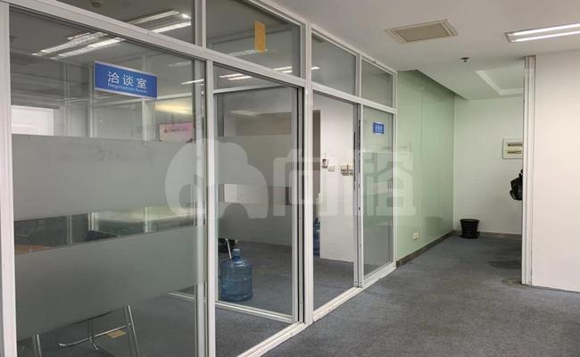 沪东金融大厦 205m²办公室 3.6元/m²/天 简单装修