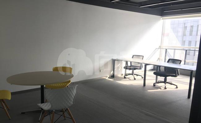 美联大厦 285m²办公室 4.9元/m²/天 精品装修