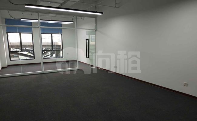 上海理工大学科技园 153m²办公室 2.9元/m²/天 简单装修