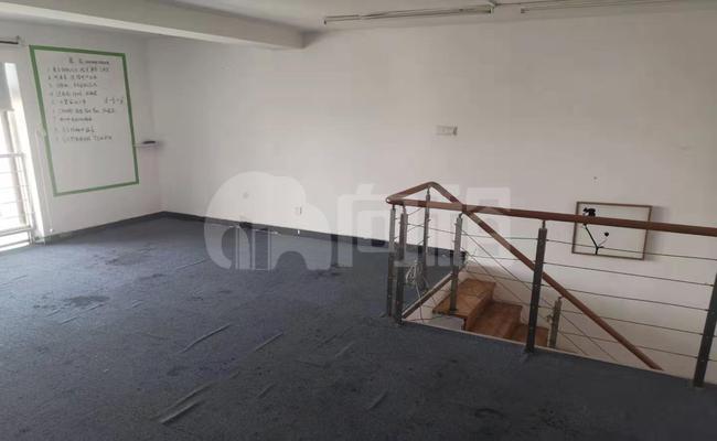 泛欧现代大厦 56m²办公室 4.6元/m²/天 简单装修