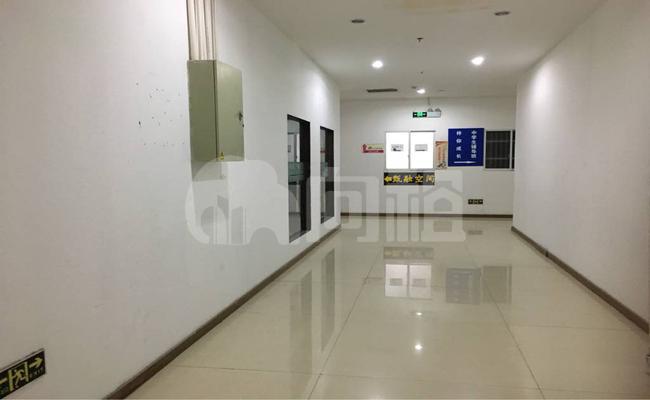 永旭商务中心 190m²办公室 3.3元/m²/天 中等装修