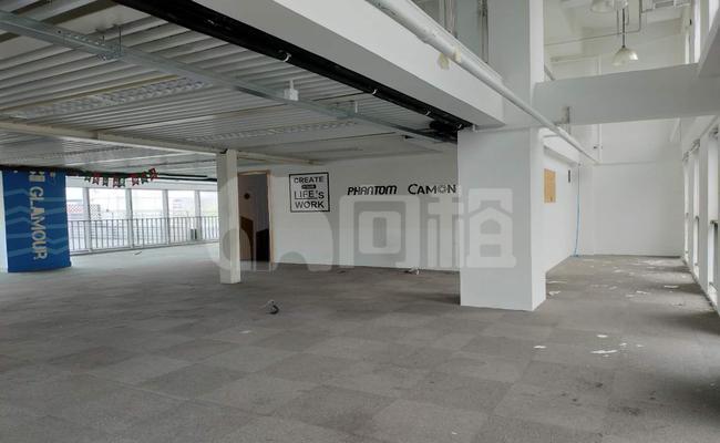 创洁大厦 200m²办公室 4元/m²/天 简单装修