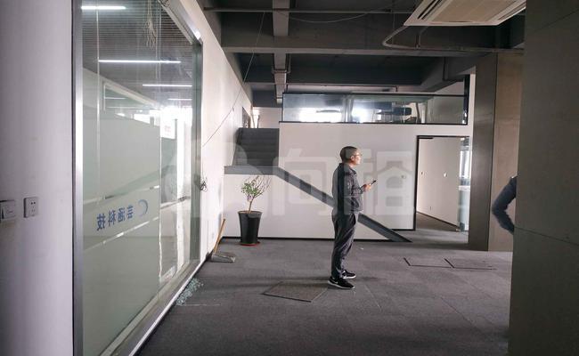 文景楼 345m²办公室 2.4元/m²/天 中等装修