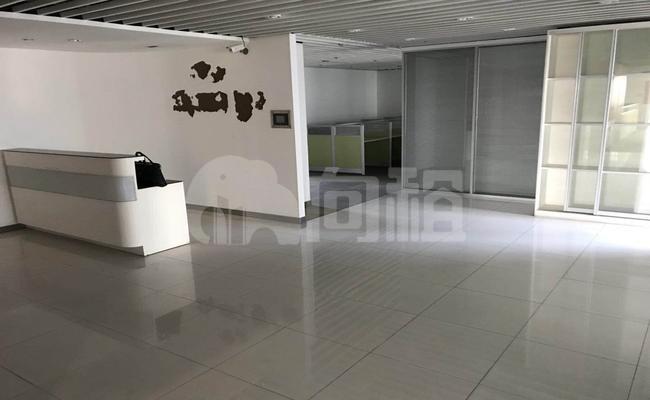 中一大楼写字楼 761m²办公室 5.31元/m²/天 简单装修