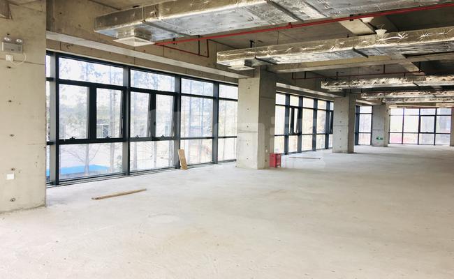 仓加国际商务园 78m²办公室 1.9元/m²/天 简单装修