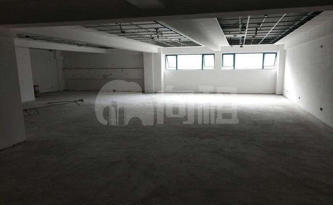 福克斯（沪光东路店） 94m²办公室 1.5元/m²/天 简单装修