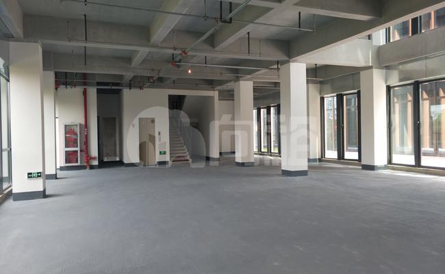御河企业公馆三期A3区 910m²办公室 2.9元/m²/天 毛坯
