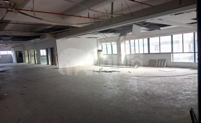 博济银都汇谷 142m²办公室 1.9元/m²/天 简单装修