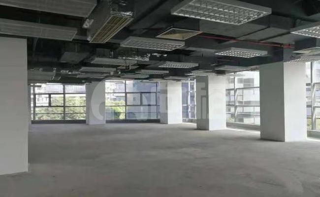 市北•新中新 760m²办公室 4.3元/m²/天 简单装修