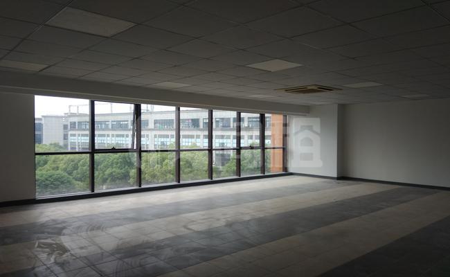 峭迪九久中心 255m²办公室 1.3元/m²/天 中等装修