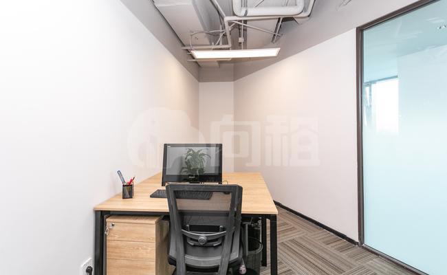 凌空SOHO Distrii办伴 30m²共享办公 精品装修