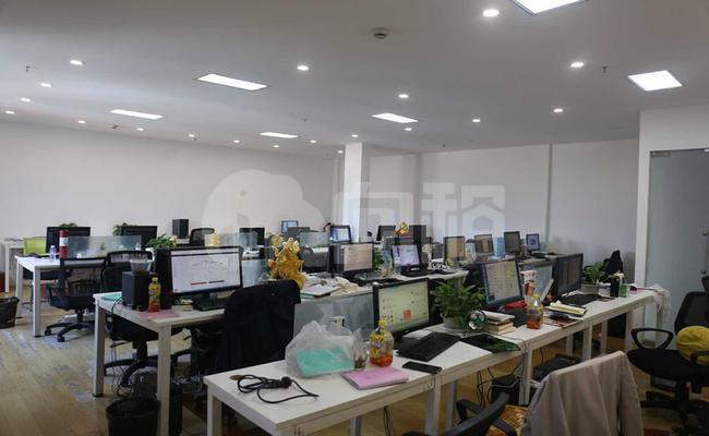 谨泛创意产业园 700m²办公室 2.8元/m²/天 精品装修