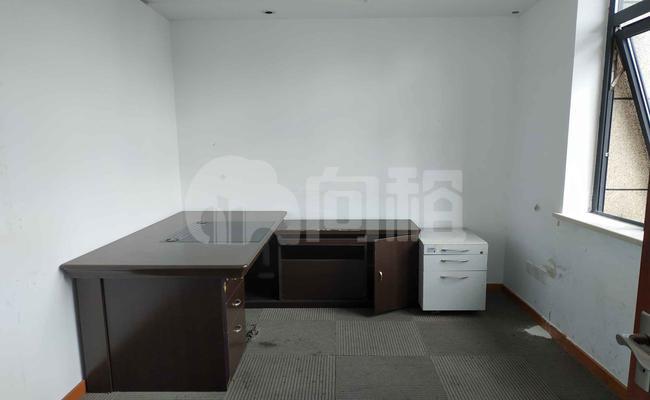 大世界城 101m²办公室 4.5元/m²/天 精品装修
