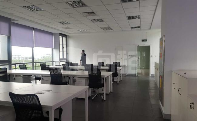 半岛科技园 280m²办公室 4.7元/m²/天 中等装修
