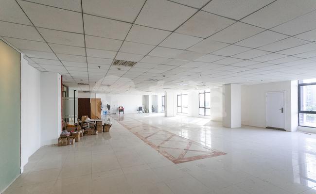 耀光虹桥中心 371m²办公室 4.1元/m²/天 简单装修