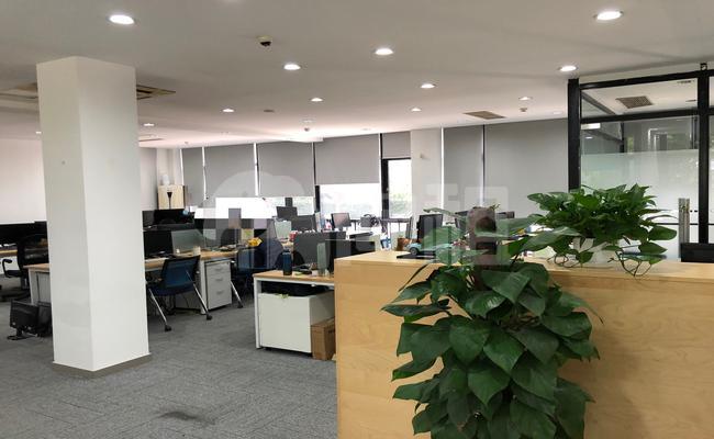 华依创新园 631m²办公室 3.5元/m²/天 精品装修