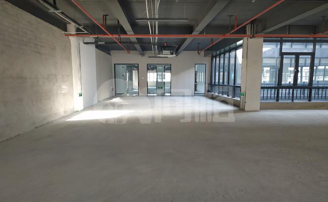 创智汇 441m²办公室 3.8元/m²/天 毛坯