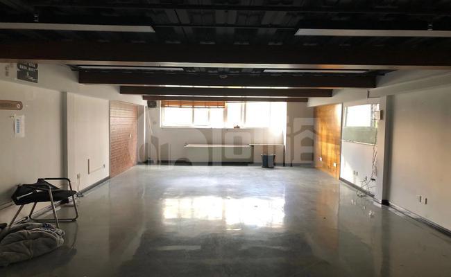 上海慧谷高科技创业中心 167m²办公室 3.3元/m²/天 简单装修
