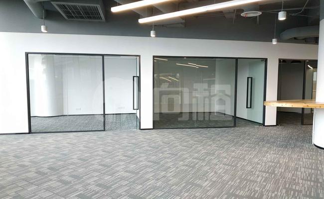 齐来大厦 1400m²办公室 3.8元/m²/天 精品装修
