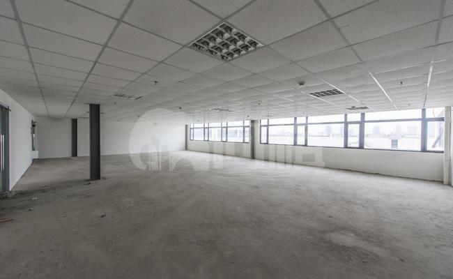 麦腾智慧天地 121m²办公室 2.1元/m²/天 简单装修